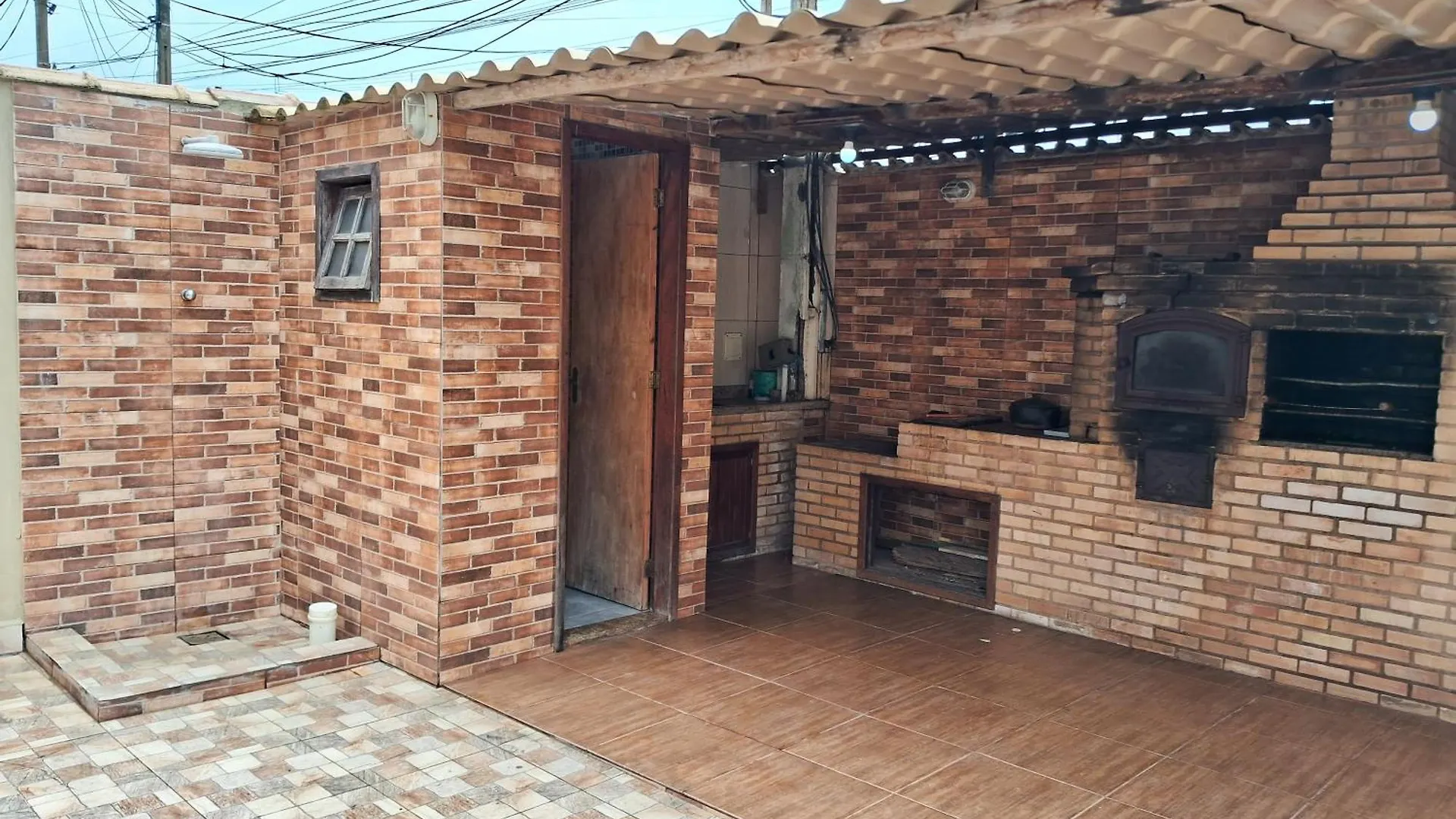 Cabo Frio, Suites Pe Areia
