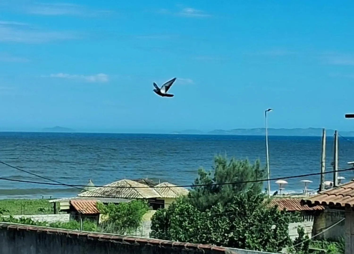 Cabo Frio, Suites Pe Areia