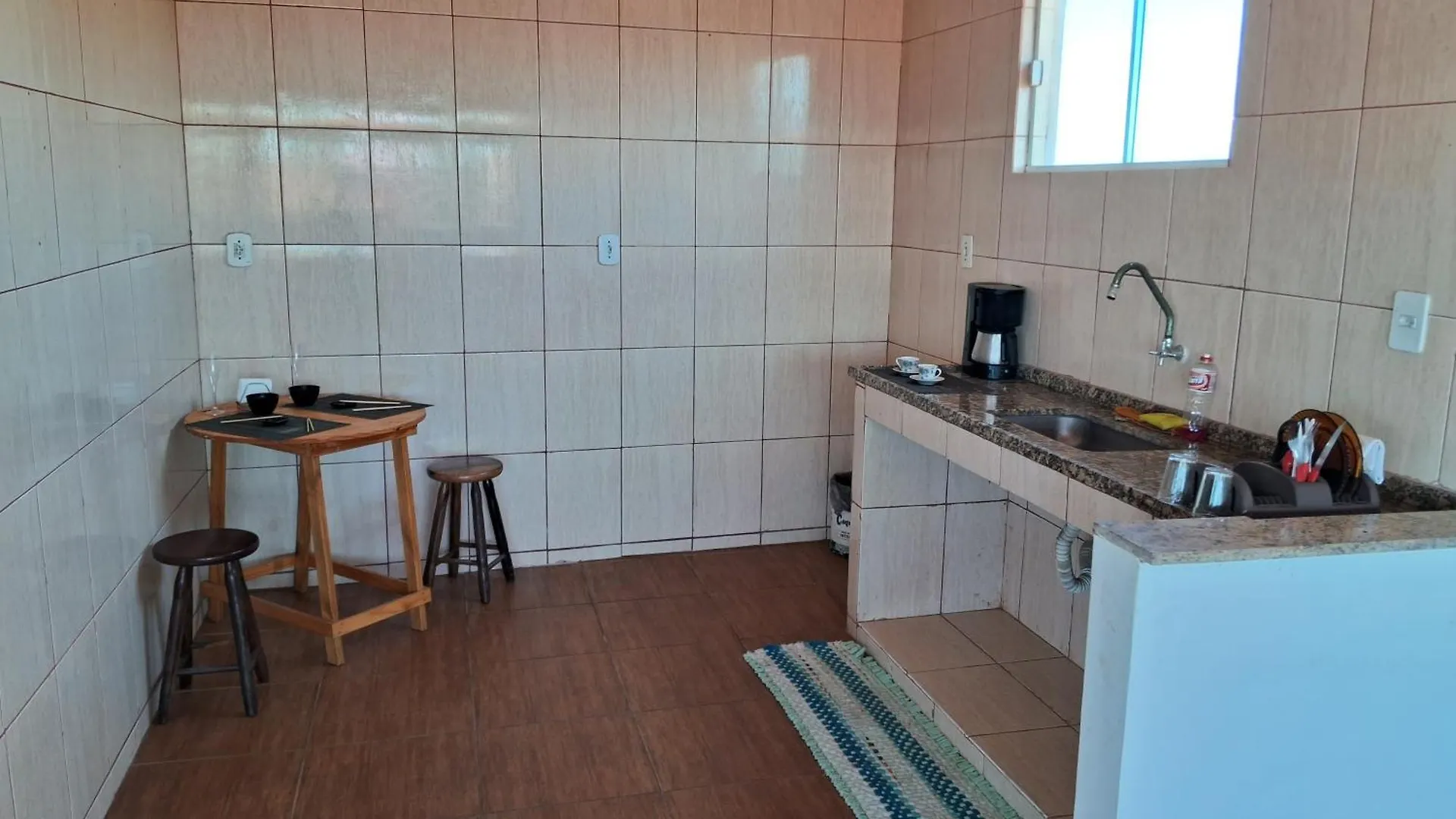Cabo Frio, Suites Pe Areia